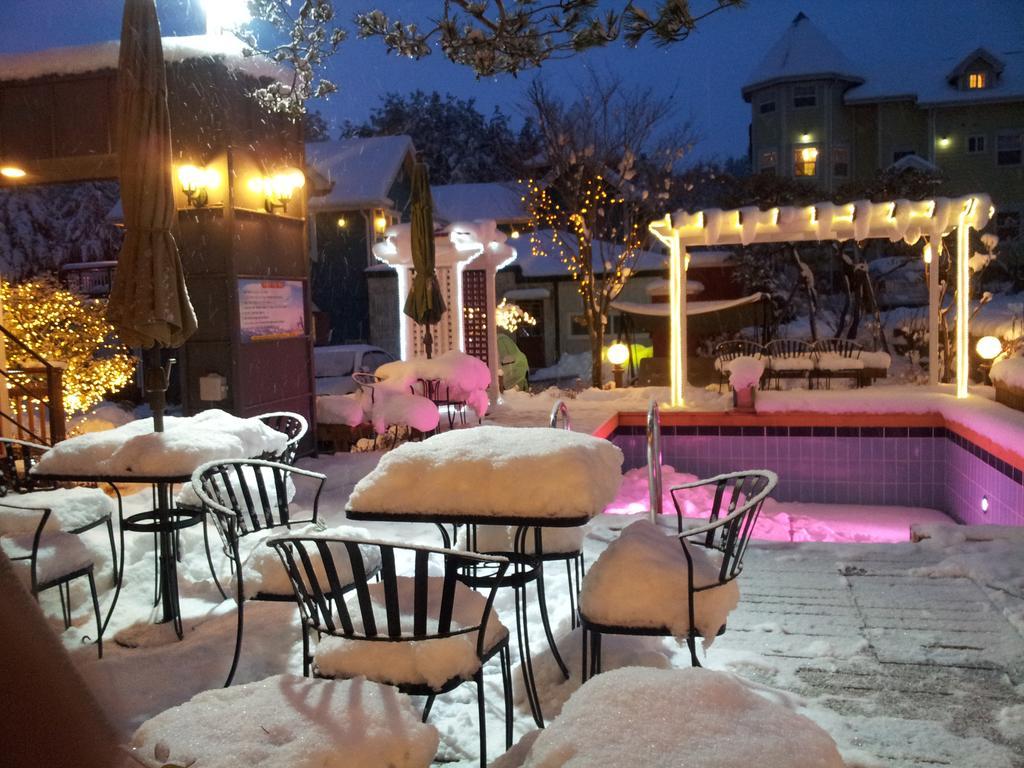 Gyeongju Tiamo Pension Экстерьер фото