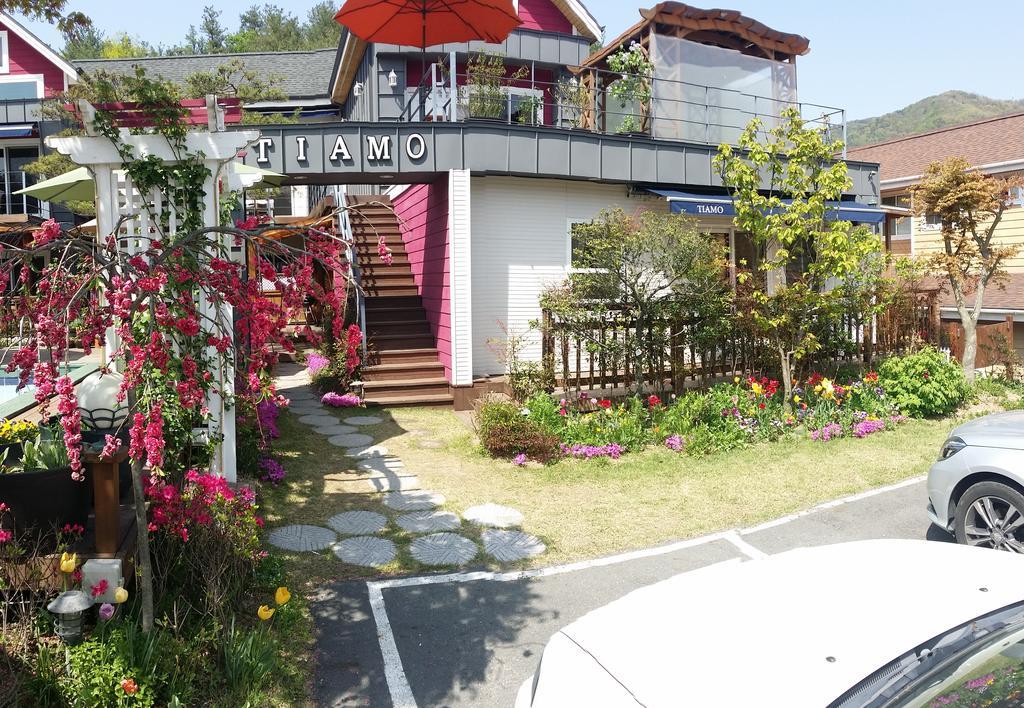 Gyeongju Tiamo Pension Экстерьер фото